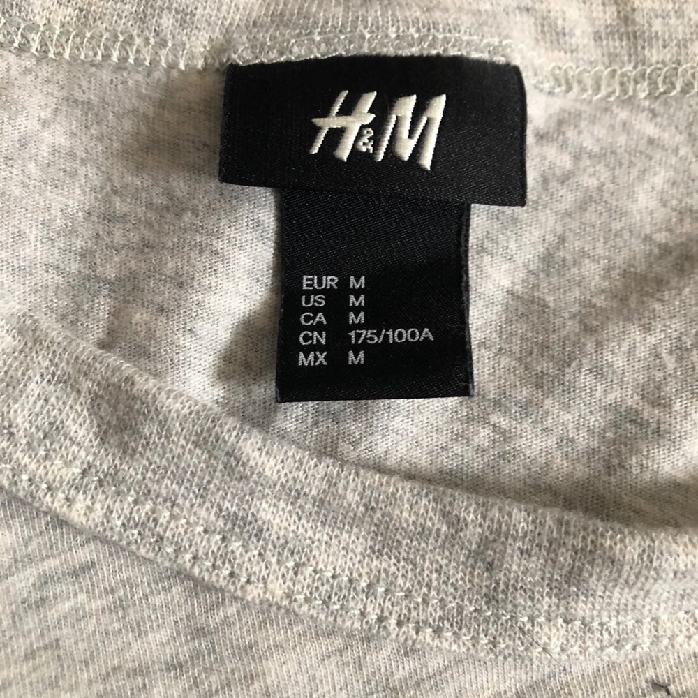 H&M Tsnami Tee - Picture 3 of 4